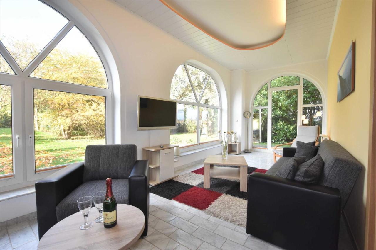 Ferienwohnungen Kleckerburg Mit Me Kägsdorf Extérieur photo